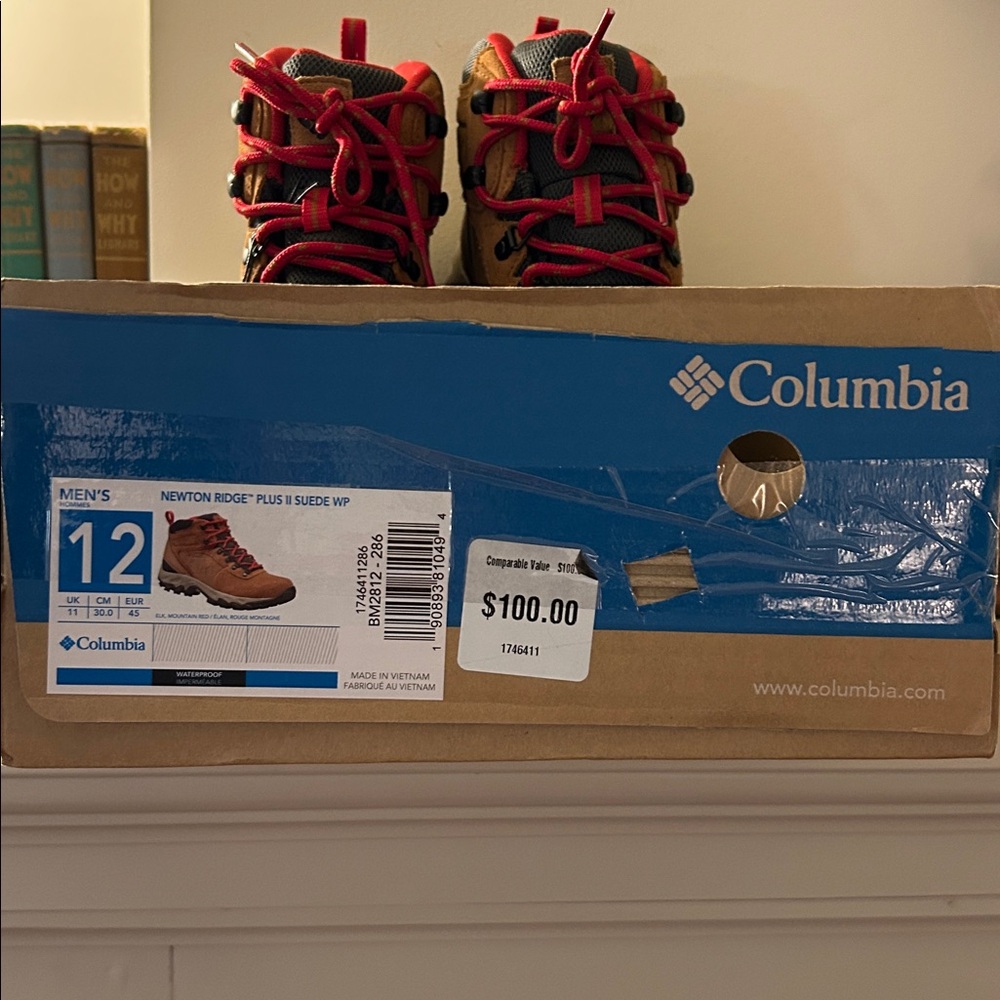 New Columbia Men's Tan Boots with Red Laces, waterproof and breathable. - Picture 5 of 5